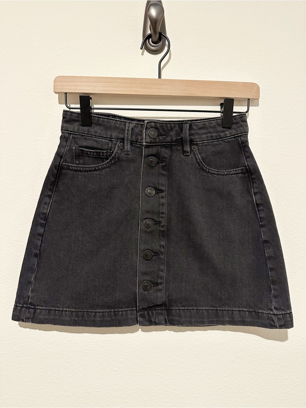 American Eagle Outfitters Black Denim Skirt - 00